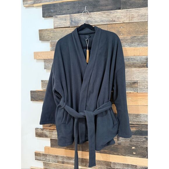 SKIMS by Kim Kardashian NWT Fleece Wrap Belted Jacket Onyx Black size Medium M - Picture 2 of 10